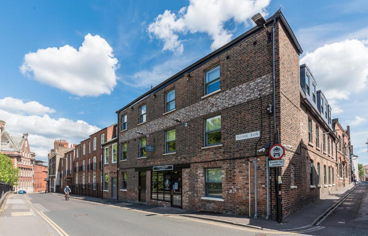 The Lawrance Luxury Aparthotel - York Dış mekan fotoğraf