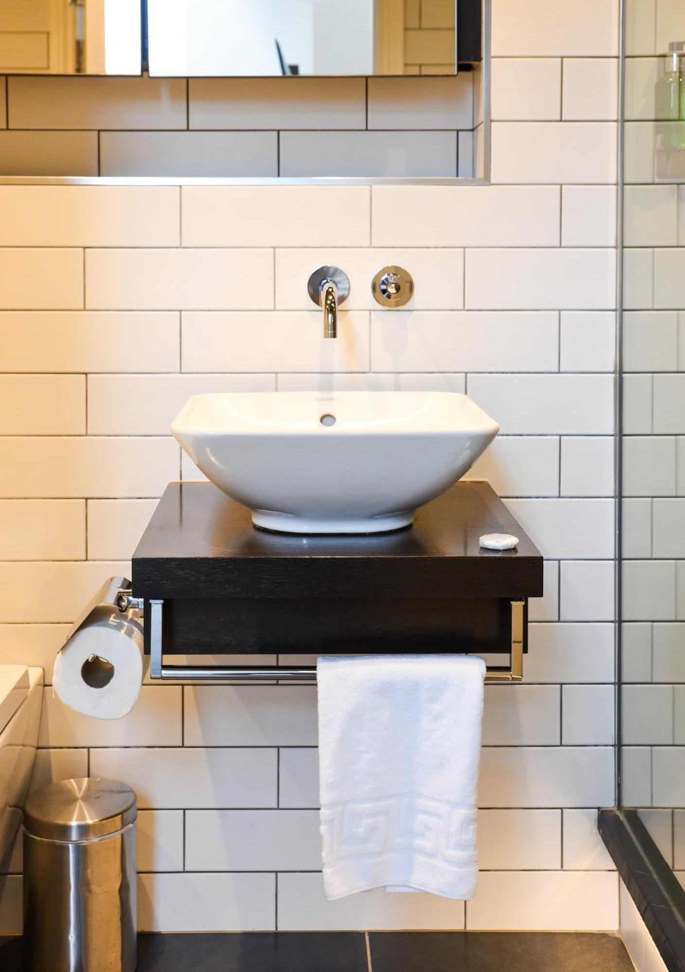 The Lawrance Luxury Aparthotel - York Dış mekan fotoğraf